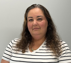 Mayra Valdez, Customer Service Representative